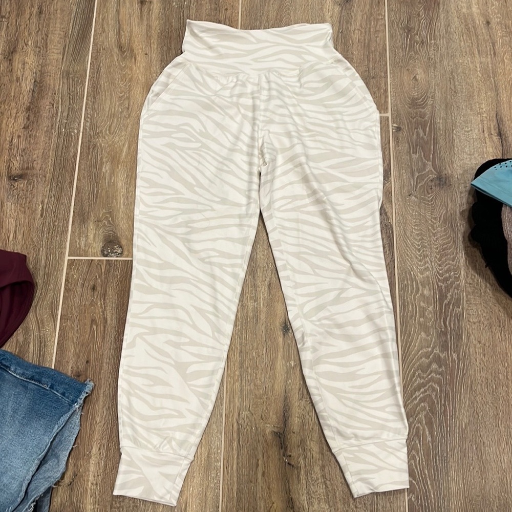 Powersoft High Waisted Joggers